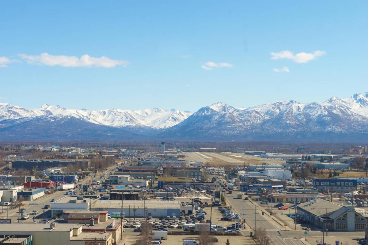 Sheraton Anchorage Hotel Exterior photo